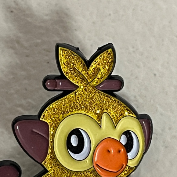 Grookey Glitter Pokemon Enamel Pin Sparkle Yellow Pins Brooch Hat Streetwear - Picture 2 of 7